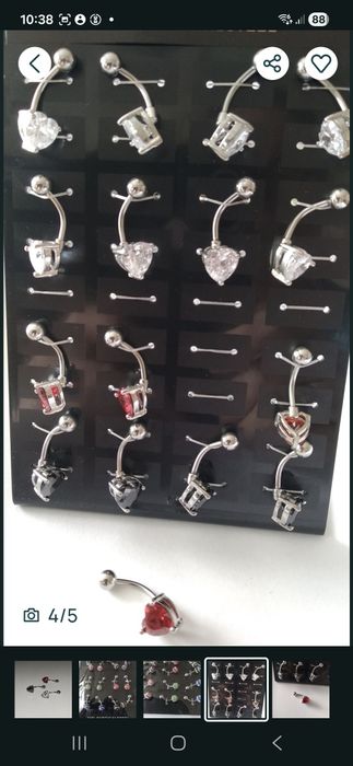 Kolczyk do piercingu.