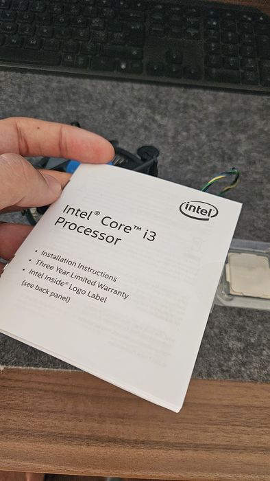 Processador Intel Core i3 8100 + cooler original | 4 núcleos