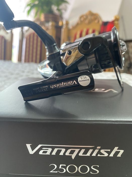 Kolowrotek spiningowy shimano vanquish 2500s