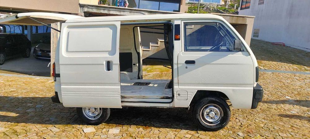 Carrinha Suzuki Super Carry