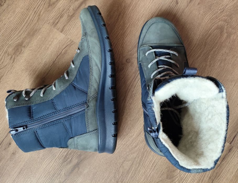 Зимние женские ботинки ECCO р.39, стельки 25,5 см