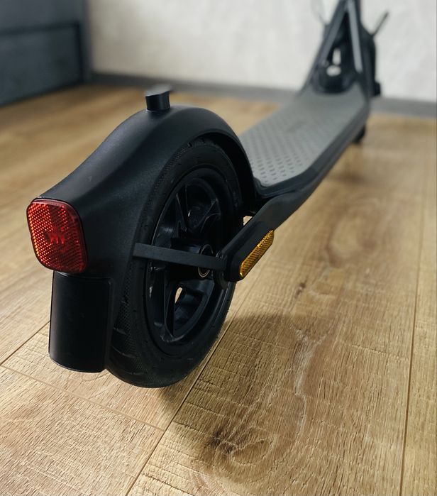 Продам електросамокат Ninebot KickScooter F25E II ТОРГ