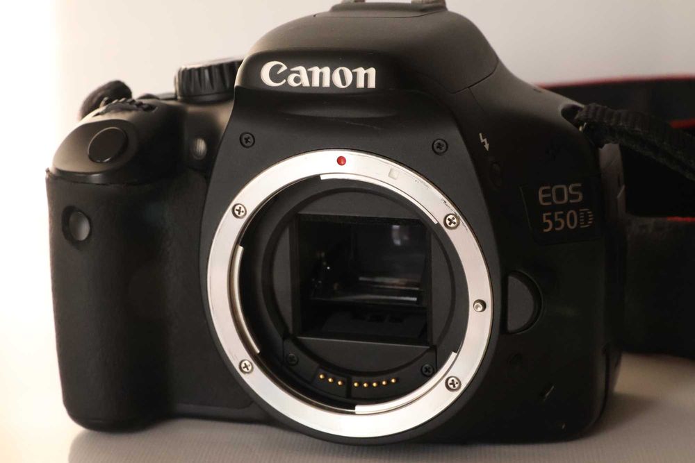 Korpus Canon EOS 550D