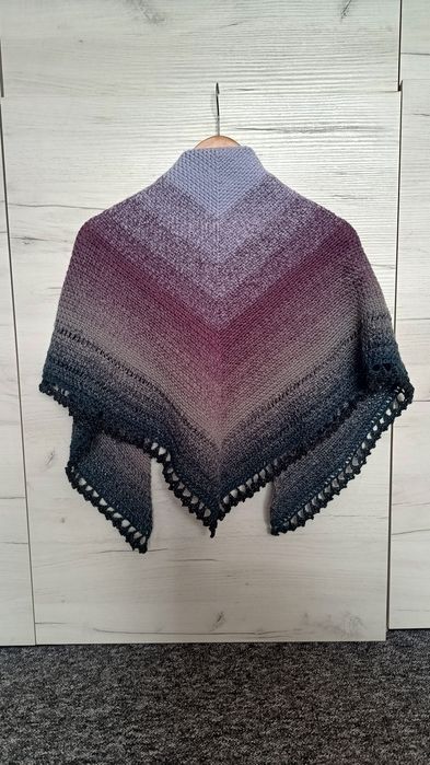 Ręcznie robiona chusta z wełny merino