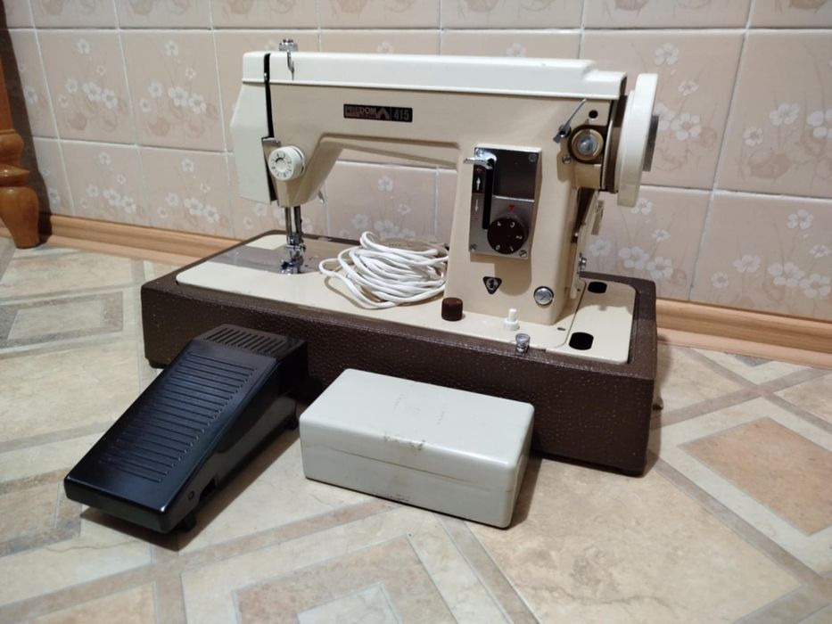 Maszyna do szycia Łucznik 415