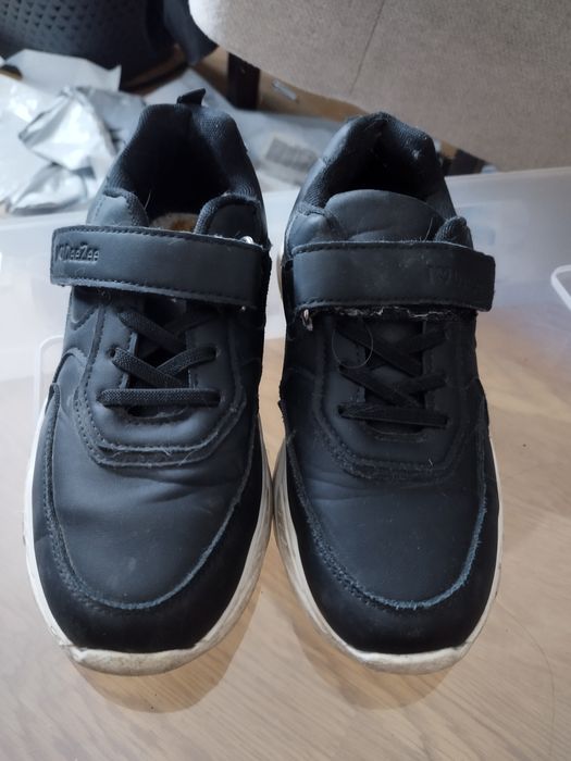 Buty sportowe DeeZee rozm.35