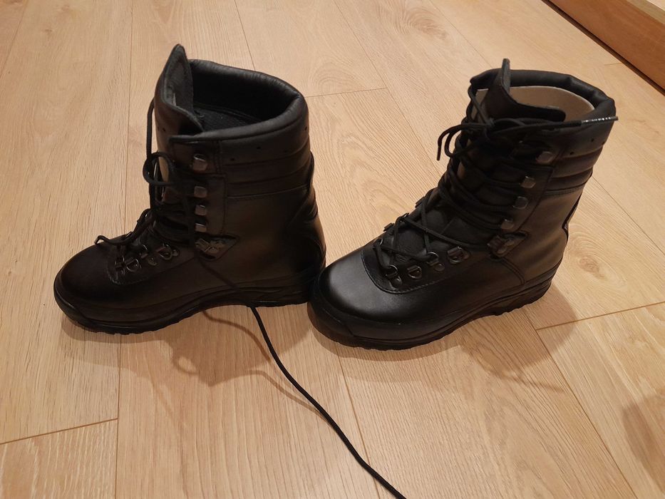 Nowe buty specjalne z membraną demar r.22.5