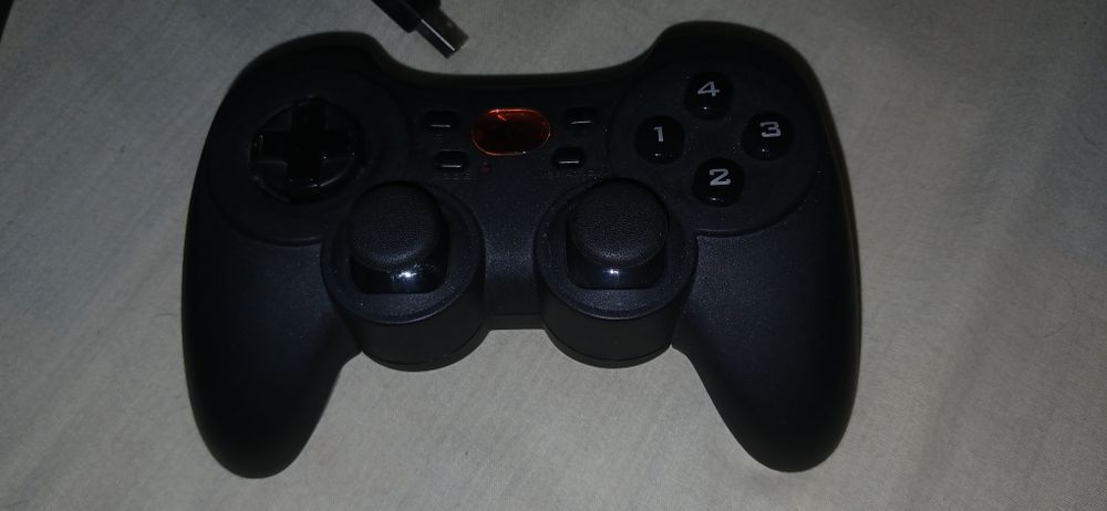 Геймпад Logitech Cordless Rumblepad II Джойстик беспроводной