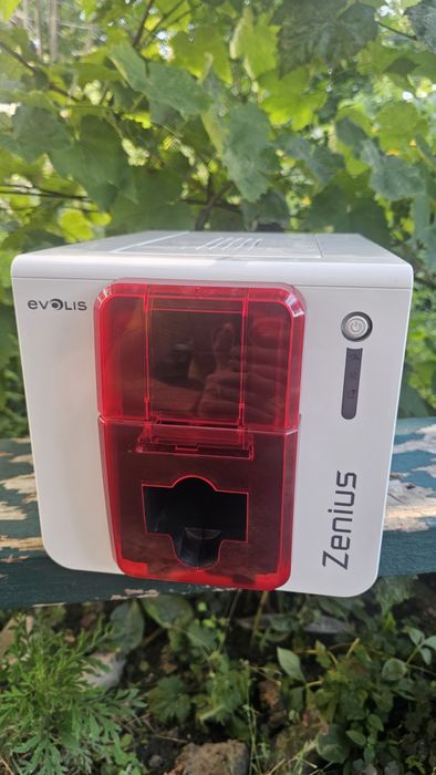 Принтер пластикових карт Evolis Zenius