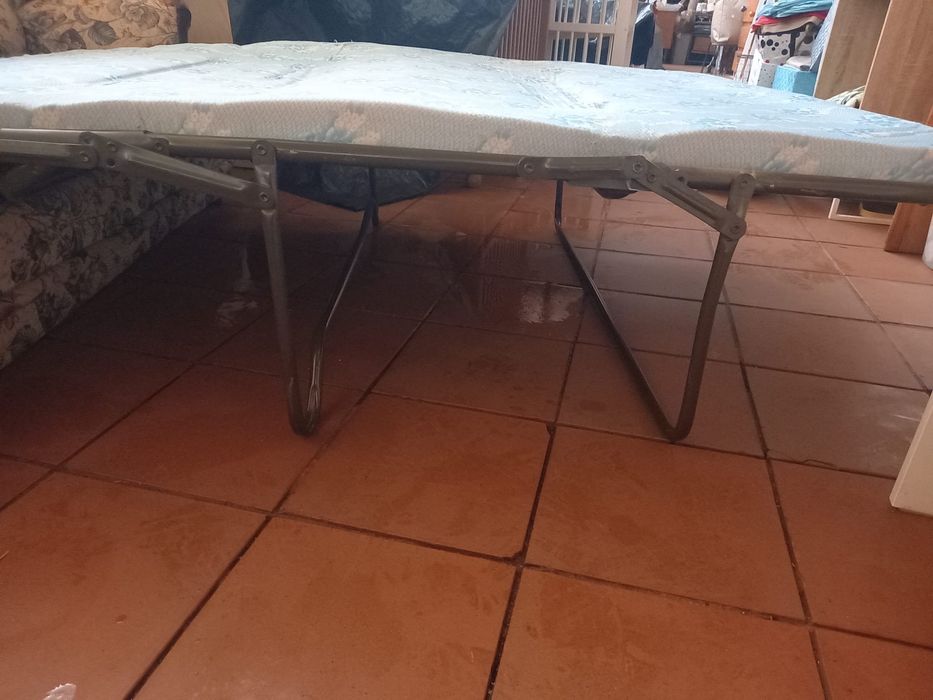 Conjunto de sofa cama  e poltrona