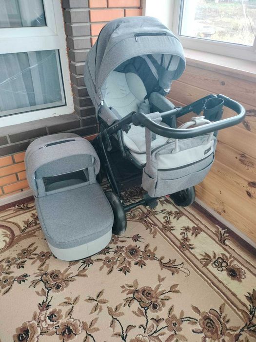 Коляска дитяча ADAMEX перша продаж