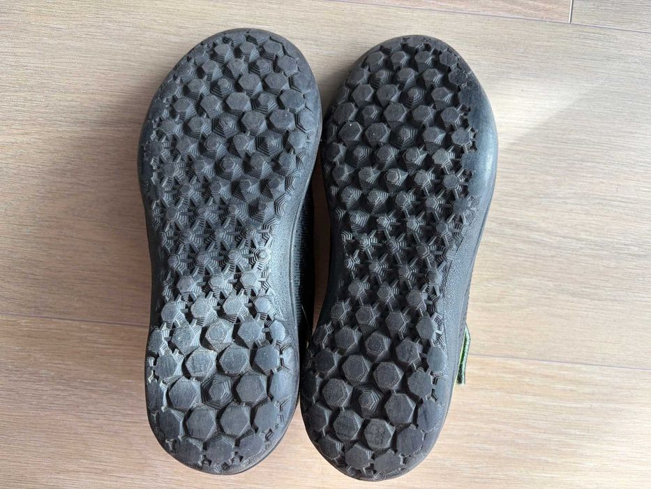 Buty turfy r. 32 (wkładka 20,5 cm)