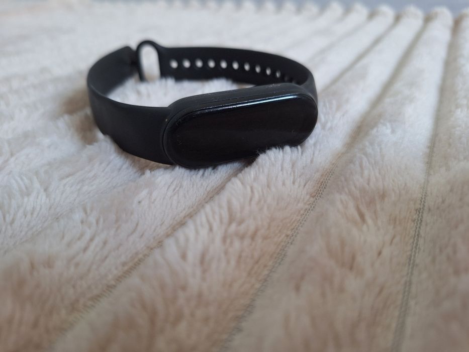 mi band 6, bez opakowania, z ładowarką