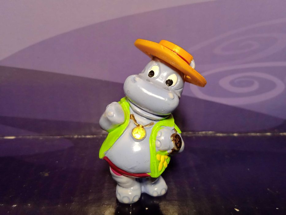 Фигурка бегемотик из старых коллекций киндер