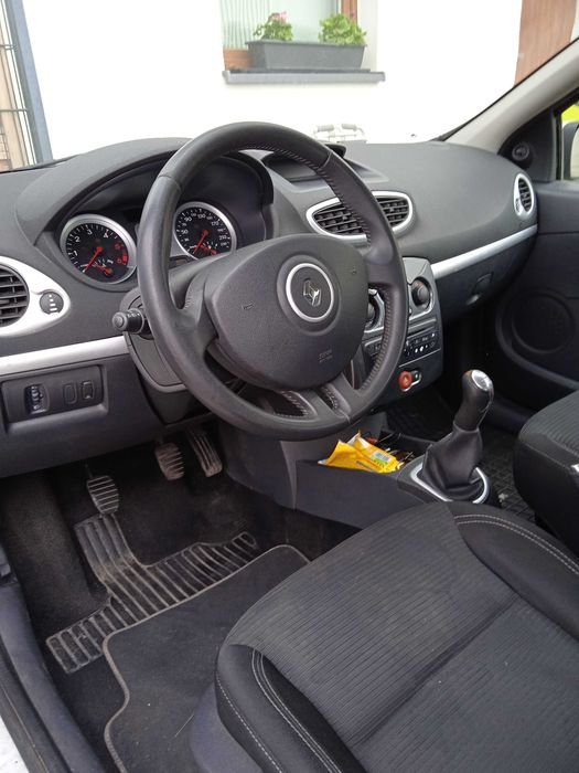 RENAULT CLIO III grandtour 1.5 DCI 88km kombi