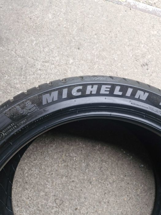 Opona letnia  255/40/19  100Y  Michelin Pilot Sport 5