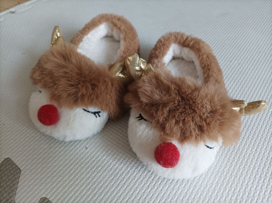 Kapcie rozmiar 24/25