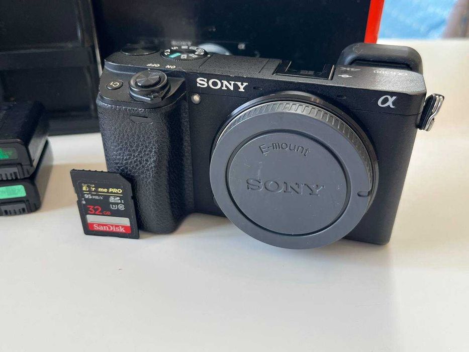 Sony 6300 + акб + зарядне