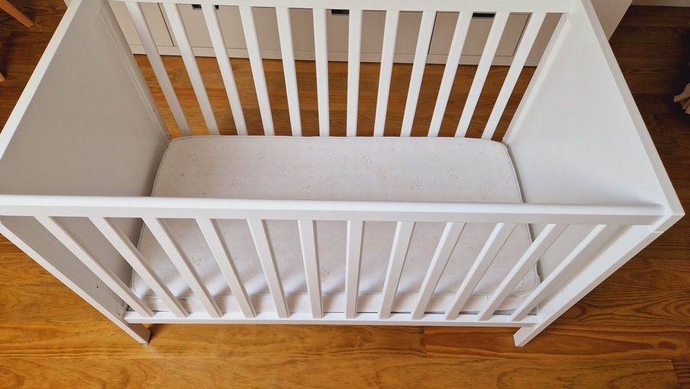 Cama de grades com duas posições