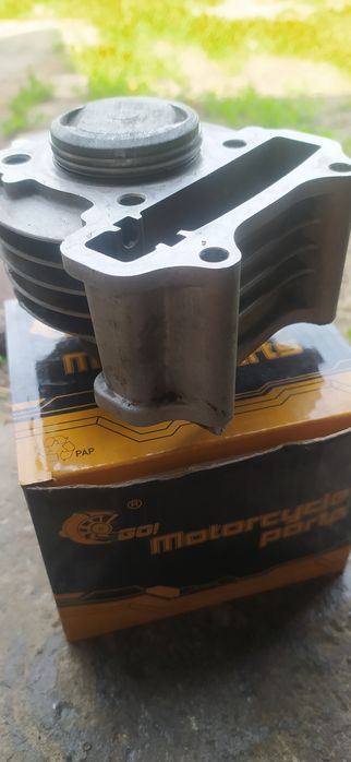 Поршнева ЦПГ на скутер 4T GY6-80cc