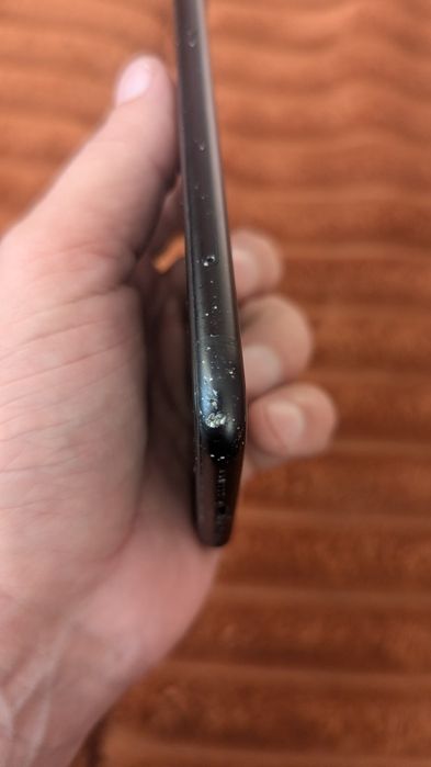 iphone XR Заблокований