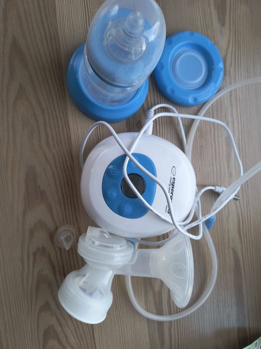 Laktator Esperanza i butelki Lovi