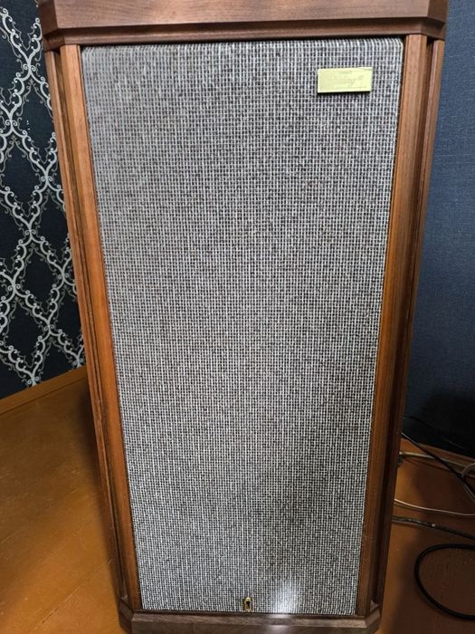 Продам колонки TANNOY )))