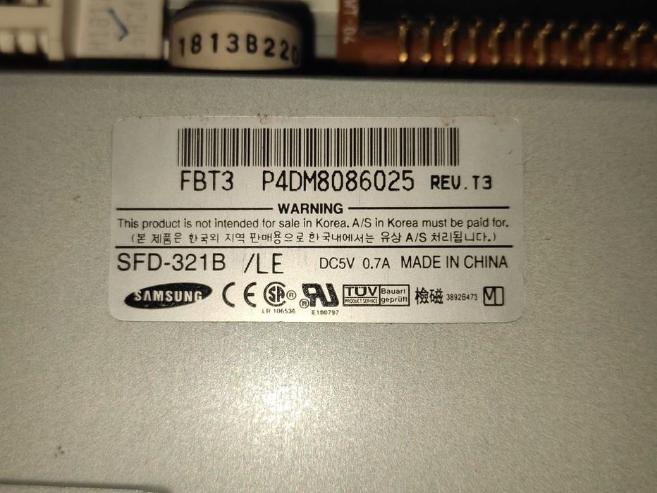 Drive de disquetes Samsung SFD-321B 3.5" - 1.44Mb