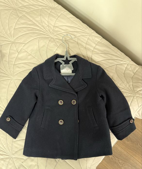 Пальто від ZARA.