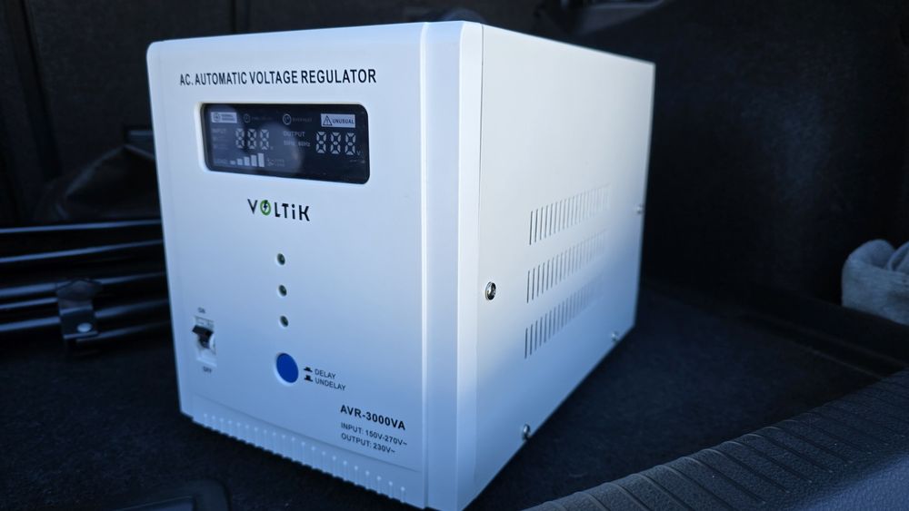 Стабілізатор напруги 2 кВт, стабилизатор напряжения.