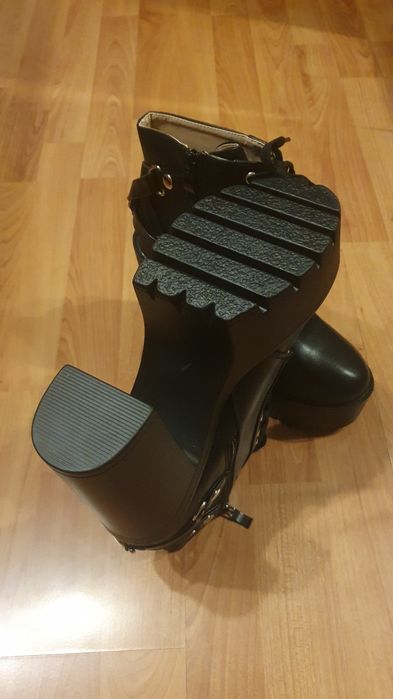 Botki, high heels r42/26,5cm