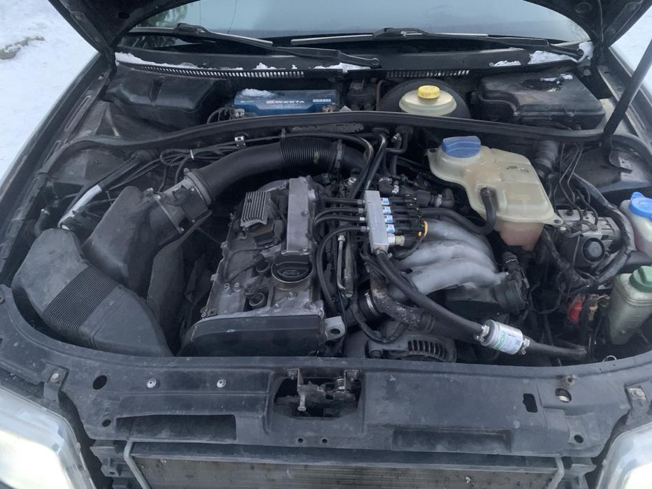 Aydi A4 B5 1998 року