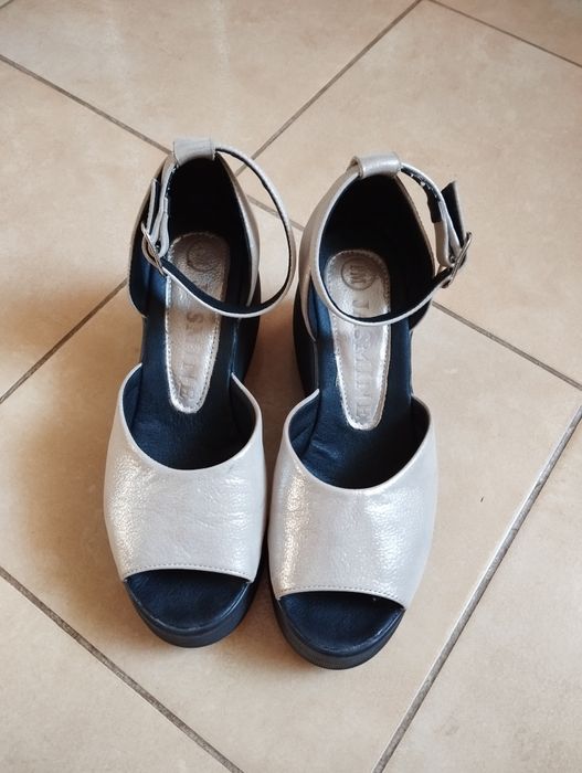 Босоніжки 36 розмір