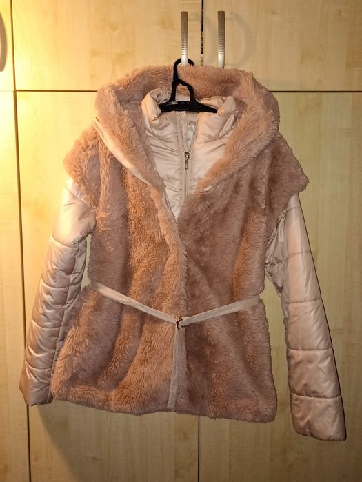 Жіноча куртка зимова.
