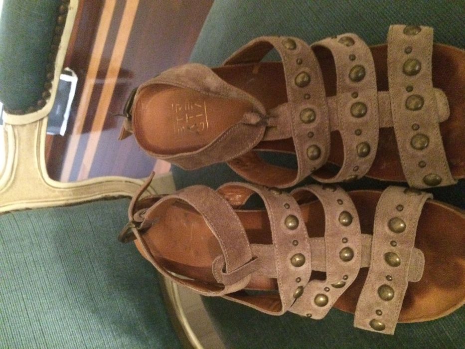 Sandals as new, very cute