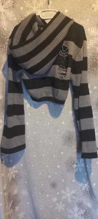 Bluza z kapturem w stylu alternatywnym