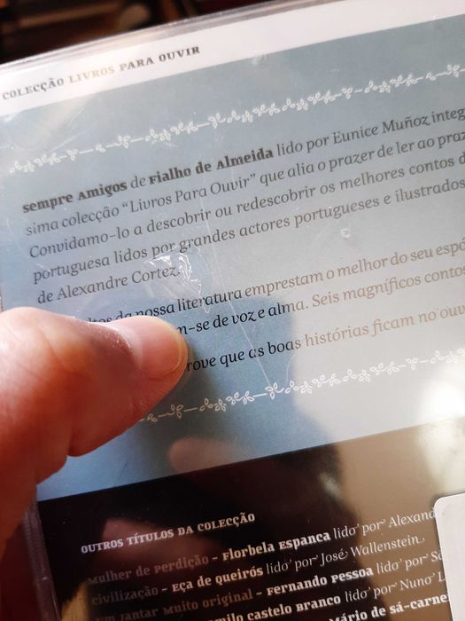 Fialho de Almeida - Sempre amigos - Lido por Eunice Muñoz - Livro + CD