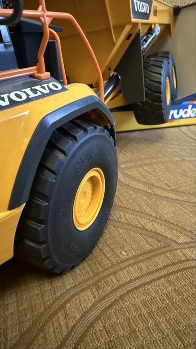 Іграшка, самосвал, грузовик