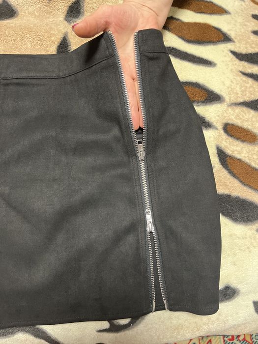 Міні-спідниця з вставними блискітками