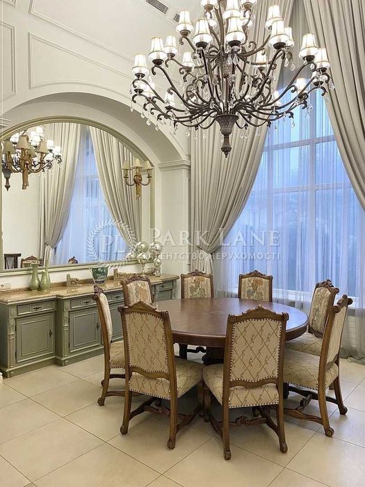 Оренда будинку Лісники. Будинок під горою. 1.3га землі.