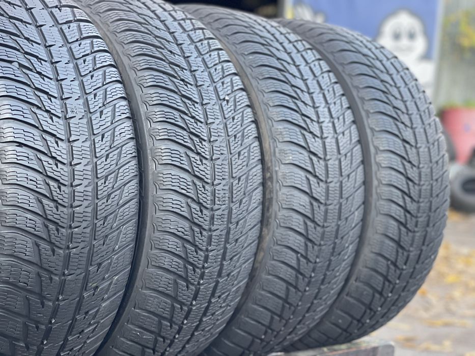 Шини Зимові 4шт 265/70 R16 Nokian WR SUV3