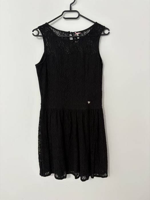 Czarna sukienka damska