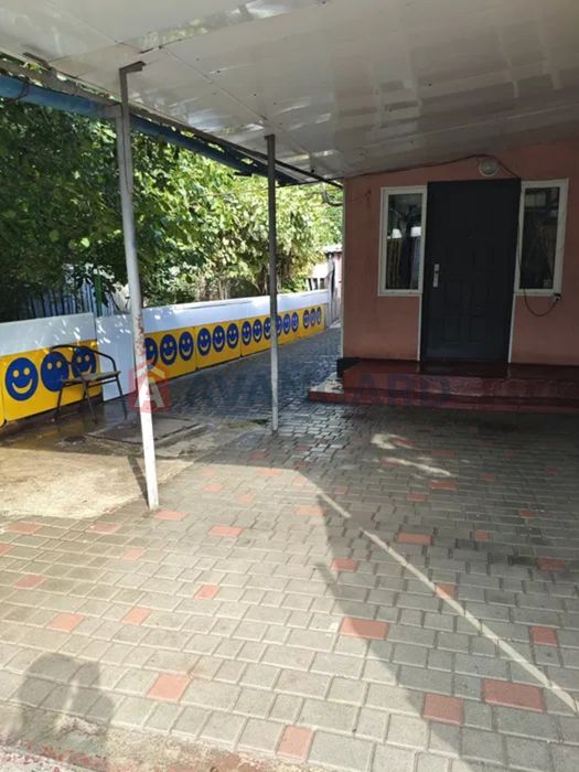 Продається великий будинок + 6 соток землі. ЄВідновлення