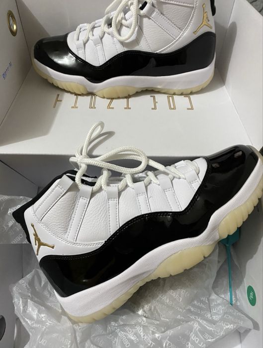 Кросівки Air Jordan 11 Retro Dmp Gratitude White/Black AJ11 чорно-білі