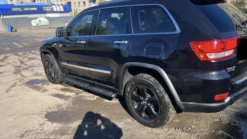 Надійний  повністю обслужений автомобіль