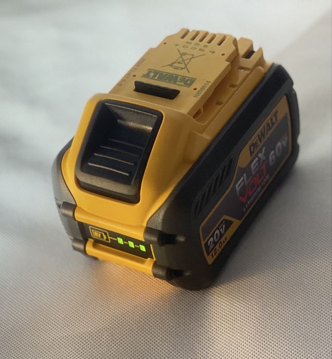 Акумулятор / Батерея Dewalt 12ah Нова Flexvolt-12000mah