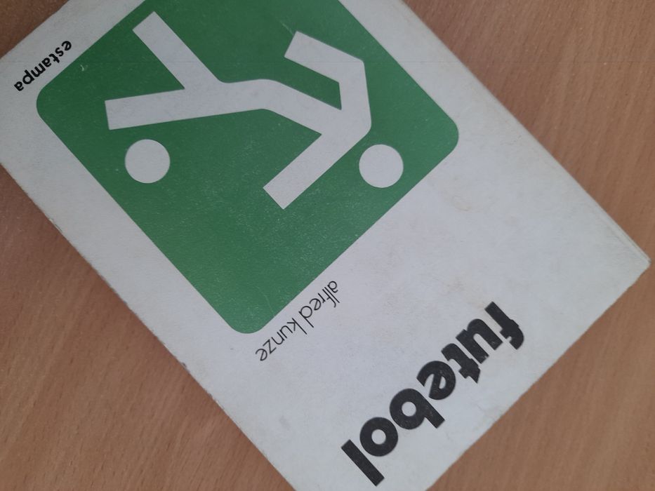 Livro "Futebol" de Alfred Kunze