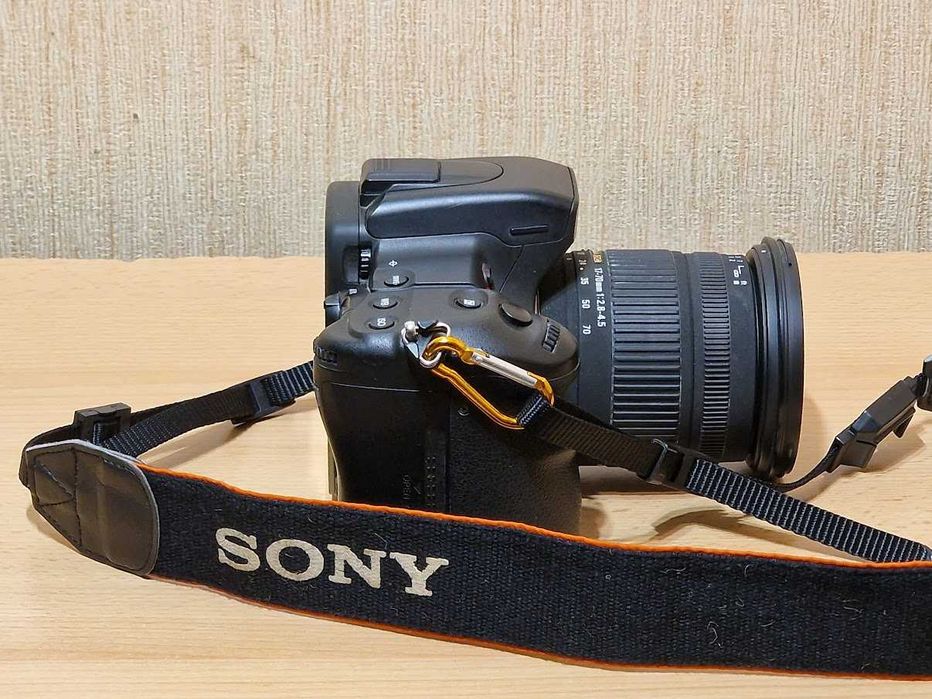 Дзеркальний фотоапарат Sony Alpha A700 Sigma 17-70mm f/2.8-4.5 OSS