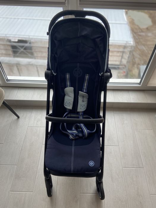 Дитяча коляска Cybex Eezy
