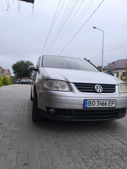 Продається Volkswagen Turan 2.0 TDI